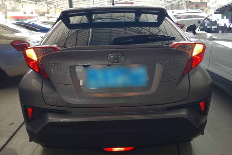 Used Toyota IZOA 2018 2.0L Yichi Version China VI Standard Rear