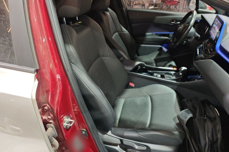 Used Toyota IZOA 2018 2.0L Yichi Version China VI Standard Right Front Seat