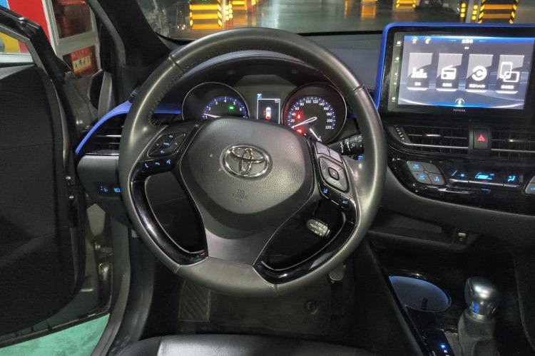 Used Toyota IZOA 2018 2.0L Yichi Edition China V Standard Steering Wheel