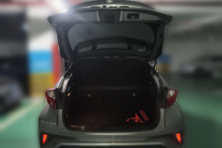 Used Toyota IZOA 2018 2.0L Yichi Edition China V Standard Trunk