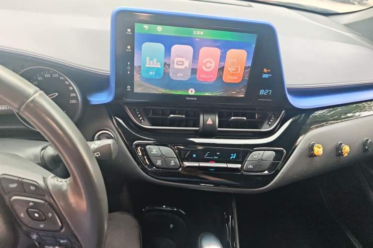 Used Toyota IZOA 2018 2.0L Yichi Version China VI Standard Audio And AC Panel