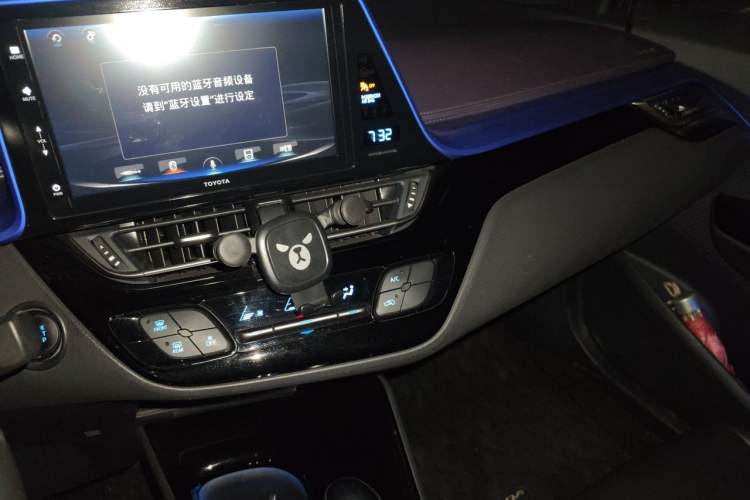 Used Toyota IZOA 2018 2.0L Yichi Edition China V Standard Audio And AC Panel