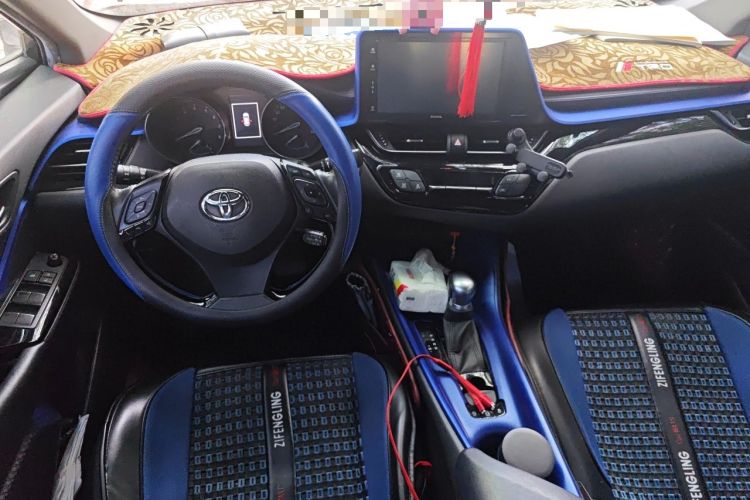 Used Toyota IZOA 2018 2.0L Yichi Edition China V Standard Center Console