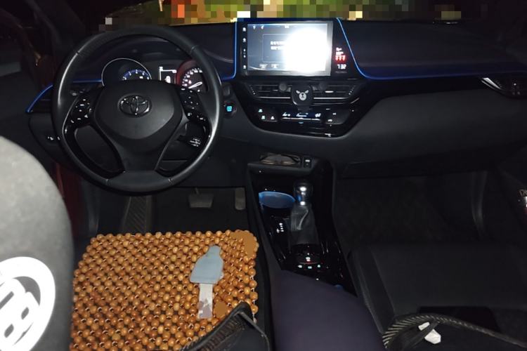 Used Toyota IZOA 2018 2.0L Yichi Edition China V Standard Center Console