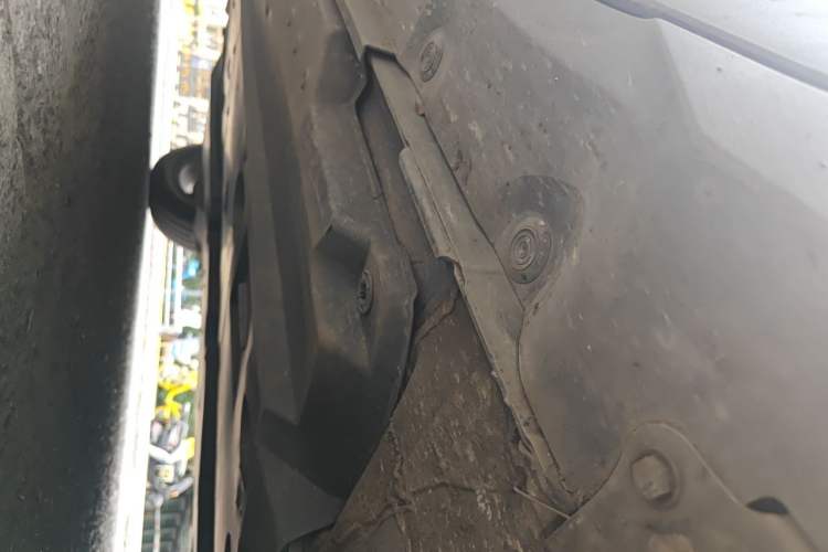 Used Toyota IZOA 2018 2.0L Yichi Edition China V Standard Chassis Front Right