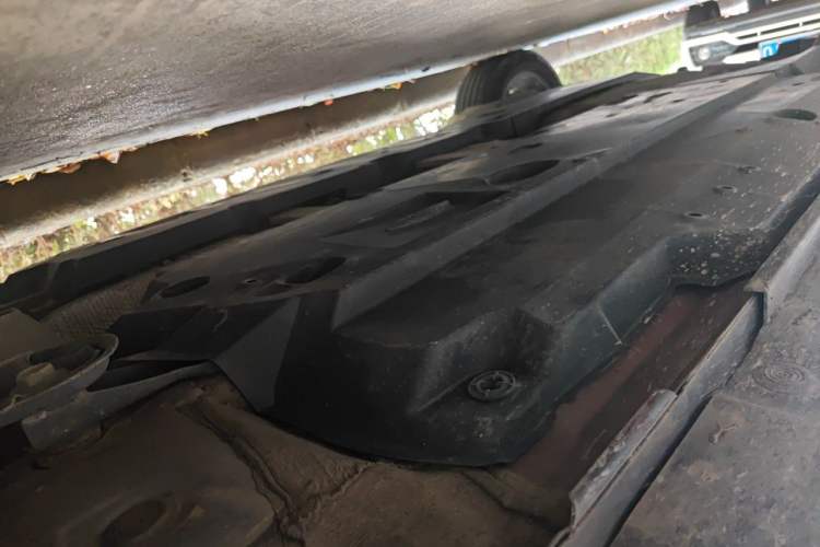 Used Toyota IZOA 2018 2.0L Yichi Edition China V Standard Chassis Front Right