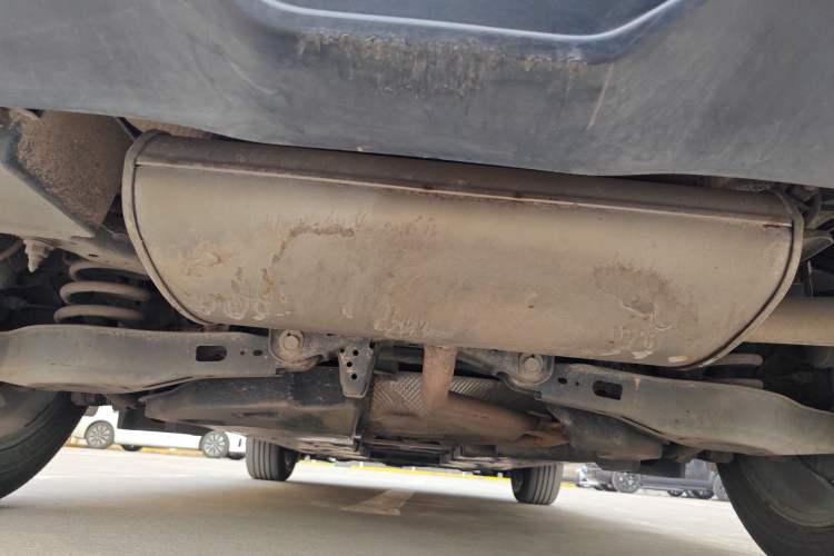 Used Toyota IZOA 2018 2.0L Yichi Version China VI Standard Chassis Rear