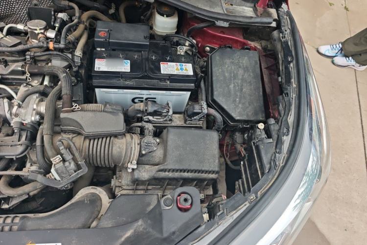 Used Toyota IZOA 2018 2.0L Yichi Version China VI Standard Engine Bay Left