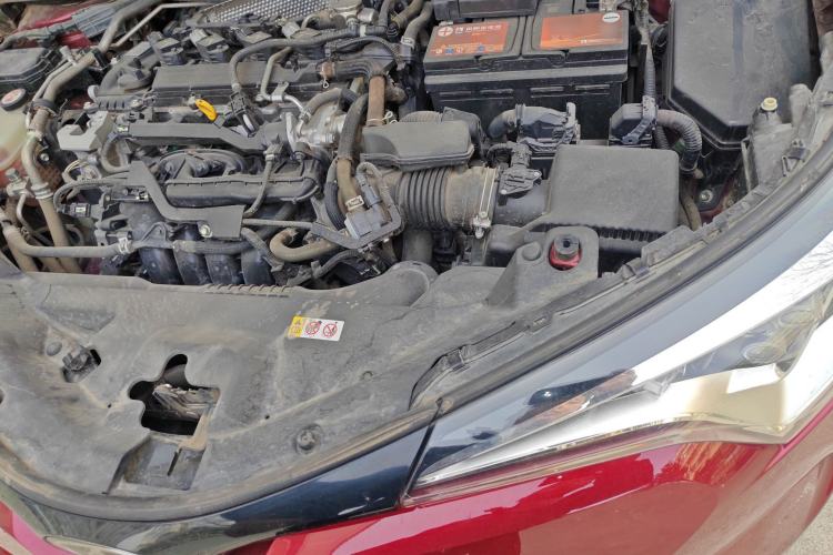 Used Toyota IZOA 2018 2.0L Yichi Version China VI Standard Engine Bay Left