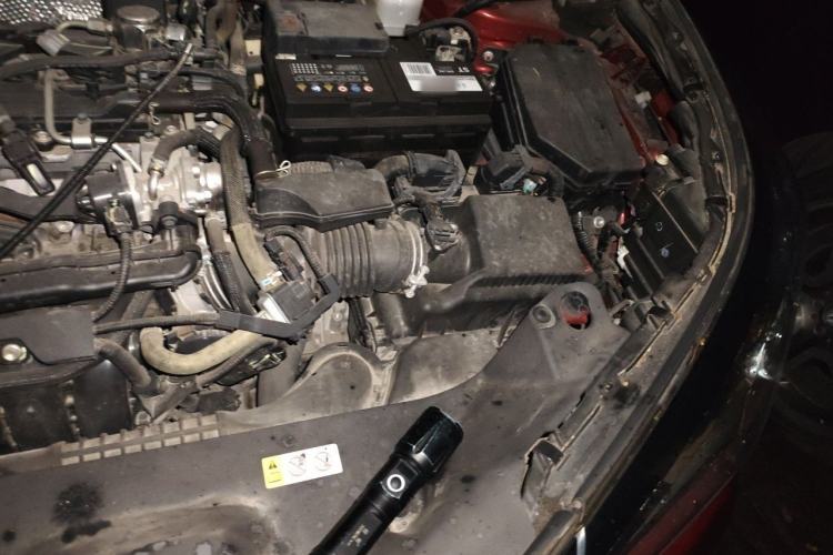 Used Toyota IZOA 2018 2.0L Yichi Edition China V Standard Engine Bay Left