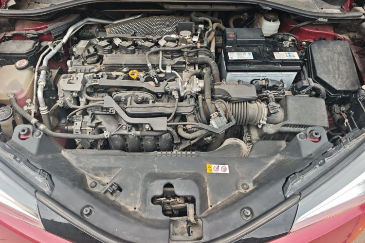 Used Toyota IZOA 2018 2.0L Yichi Version China VI Standard Engine Bay