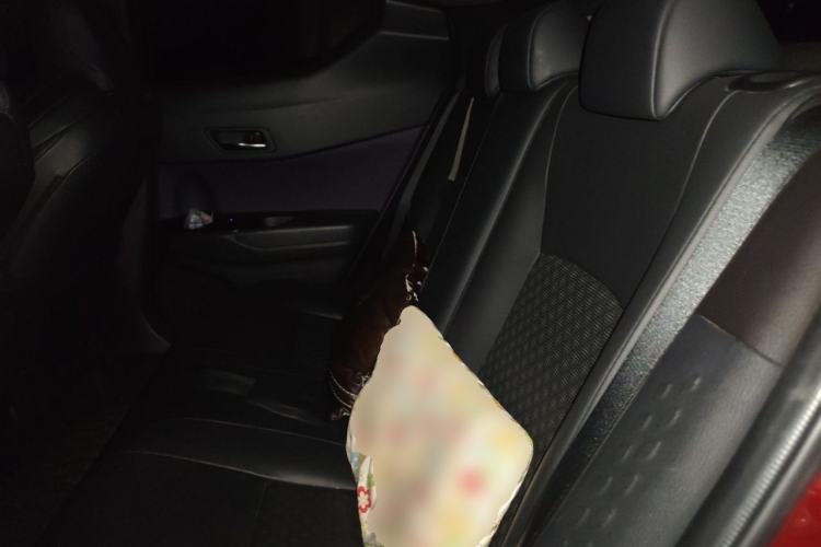 Used Toyota IZOA 2018 2.0L Yichi Edition China V Standard Left Rear Seat