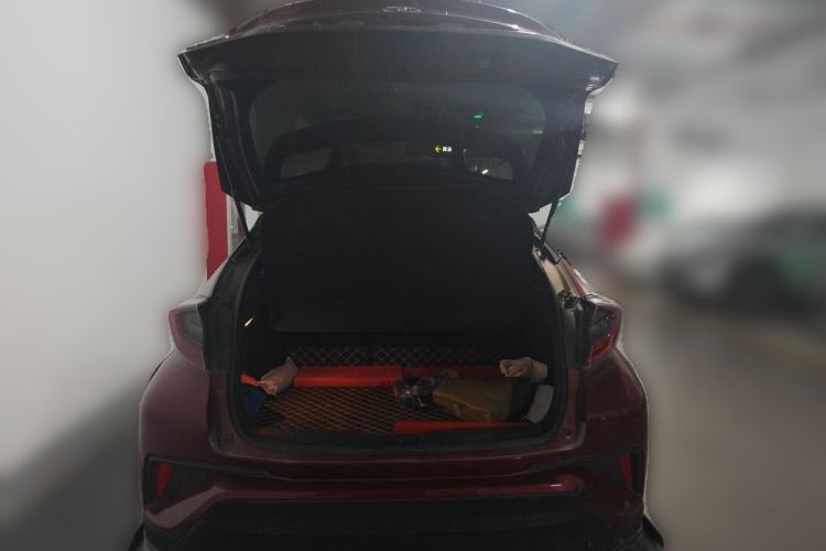 Used Toyota IZOA 2018 2.0L Yixuan Version China V Standard Trunk