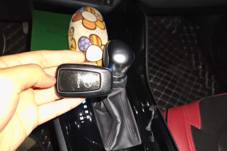 Used Toyota IZOA 2018 2.0L Yichi Edition China V Standard Vehicle Key