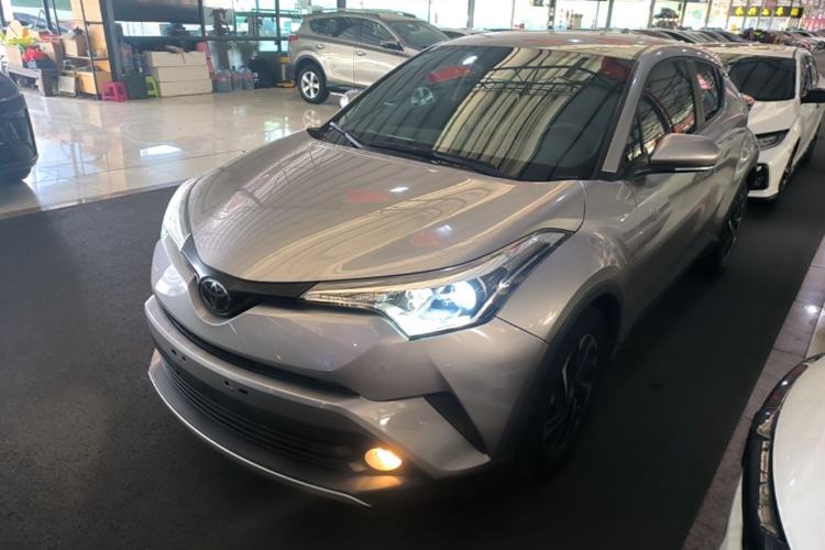 Toyota IZOA 2018 2.0L Yichi Version China VI Standard usado Guazi used car, China used car export, Used car for sale, Used cars, Cheapest cars for sale
