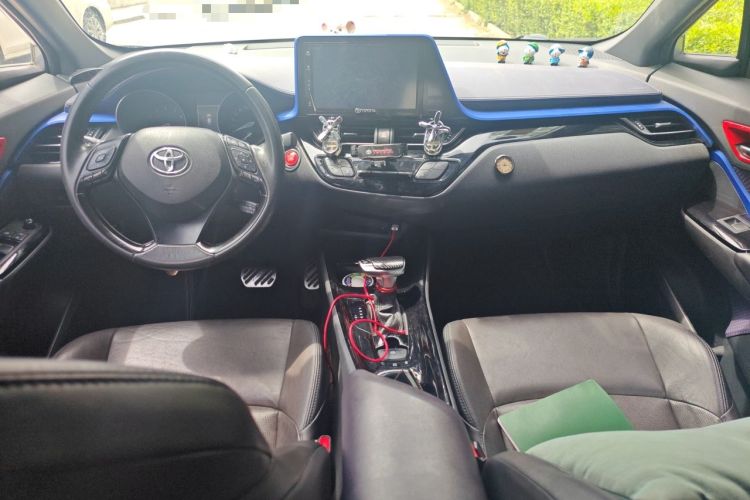 Used Toyota IZOA 2018 2.0L Yichi Edition China V Standard Center Console