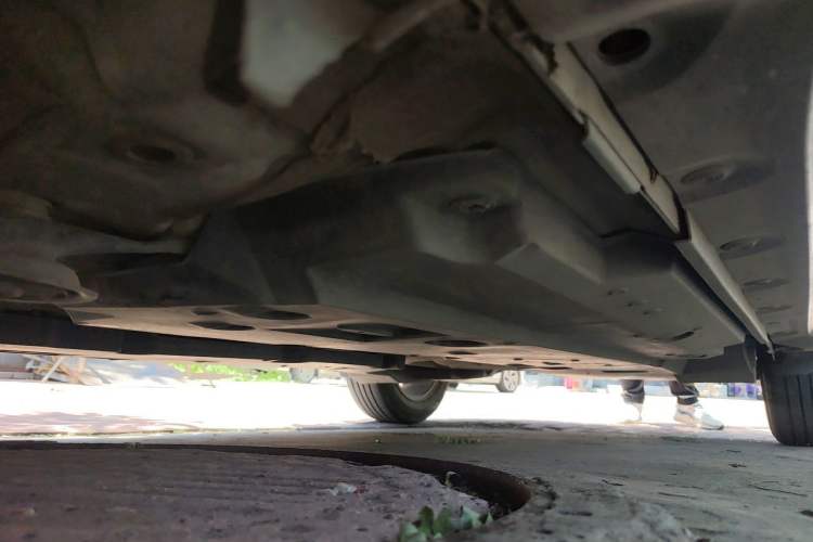 Used Toyota IZOA 2018 2.0L Yidong Edition China VI Chassis Front Left