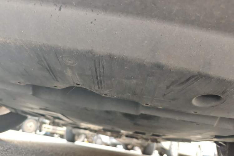 Used Toyota IZOA 2018 2.0L Yichi Version China VI Standard Chassis Front