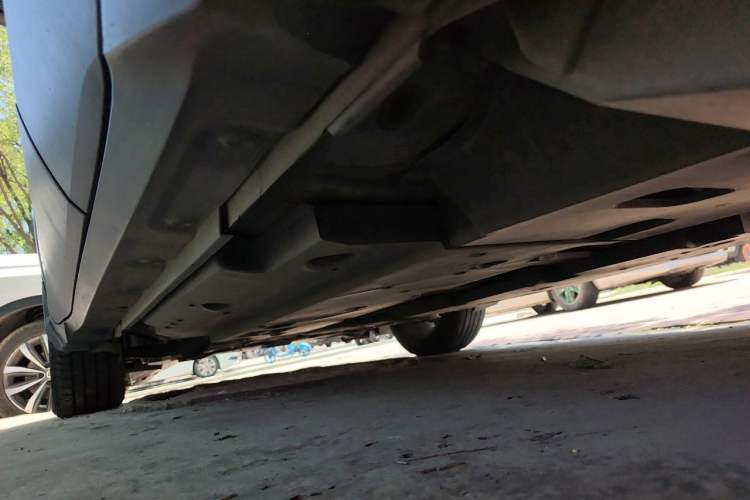 Used Toyota IZOA 2018 2.0L Yidong Edition China VI Chassis Rear Left
