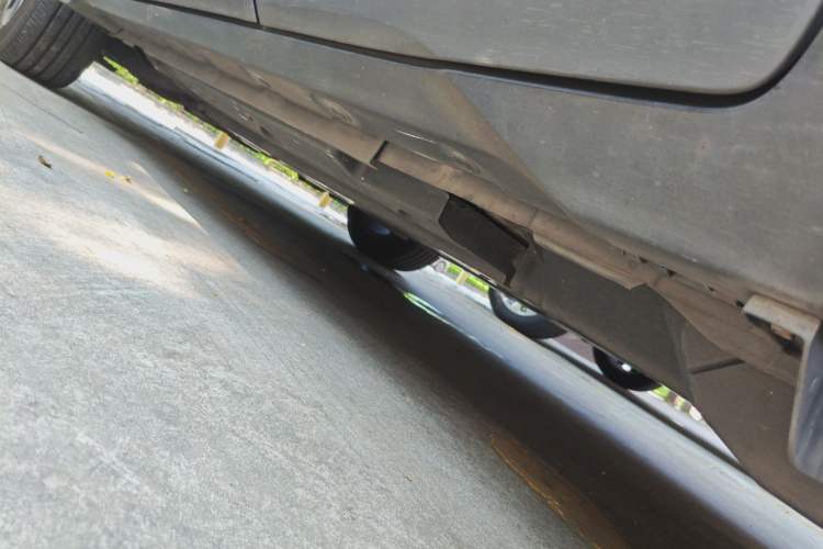 Used Toyota IZOA 2018 2.0L Yichi Version China VI Standard Chassis Rear Left