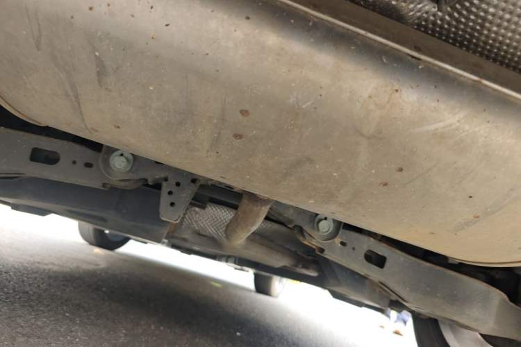Used Toyota IZOA 2018 2.0L Yichi Version China VI Standard Chassis Rear