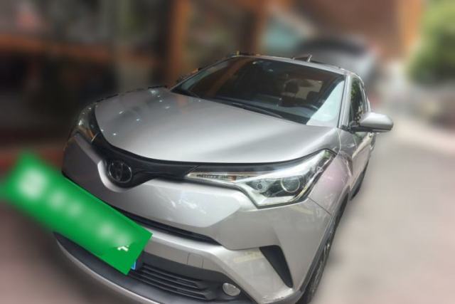 Used Toyota IZOA 2018 2.0L Yichi Version China VI Standard