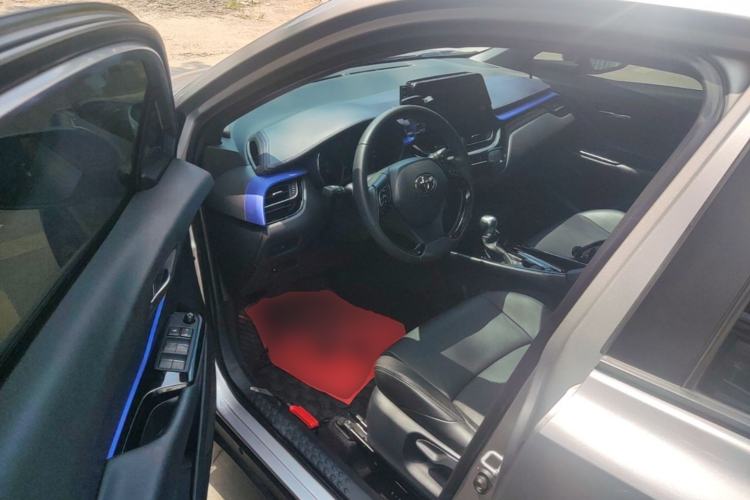 Used Toyota IZOA 2018 2.0L Yichi Edition China V Standard Driver Seat