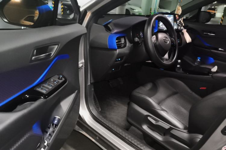 Used Toyota IZOA 2018 2.0L Yichi Edition China V Standard Driver Seat