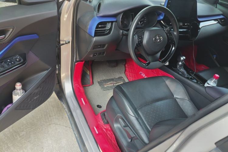 Used Toyota IZOA 2018 2.0L Yichi Version China VI Standard Driver Seat