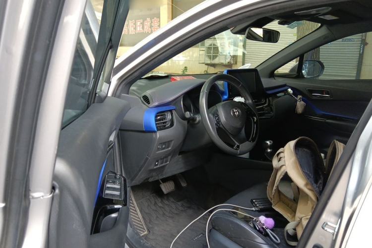 Used Toyota IZOA 2018 2.0L Yichi Version China VI Standard Driver Seat