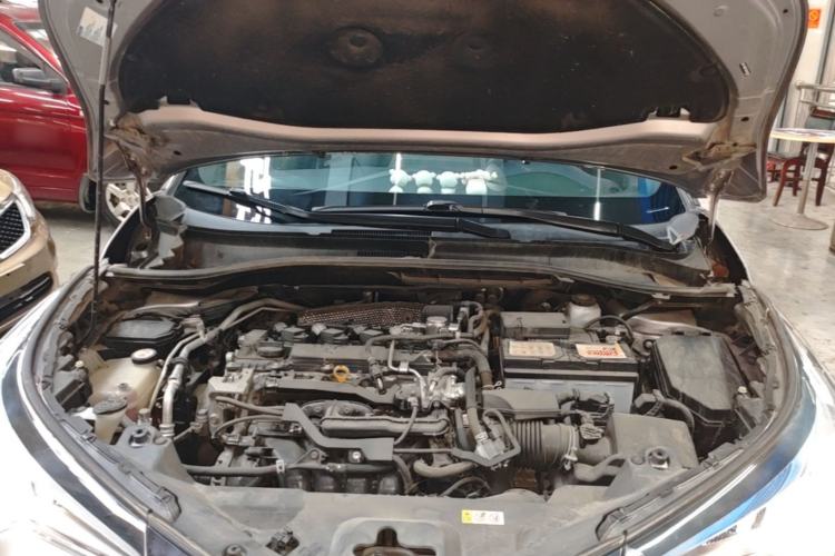 Used Toyota IZOA 2018 2.0L Yichi Edition China V Standard Engine Bay