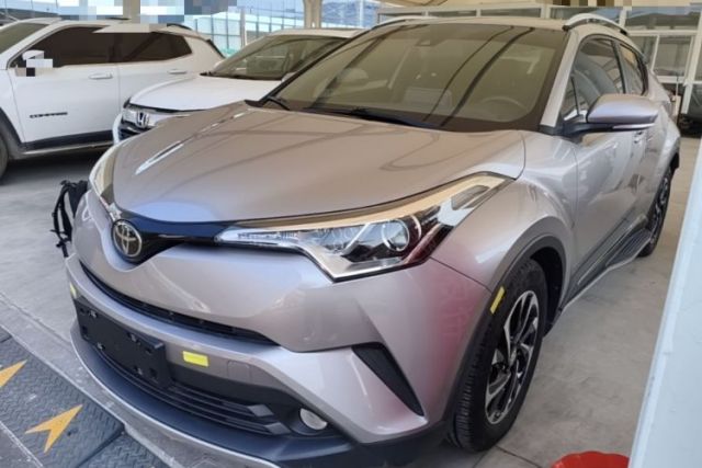 Used Toyota IZOA 2018 2.0L Yichi Version China VI Standard