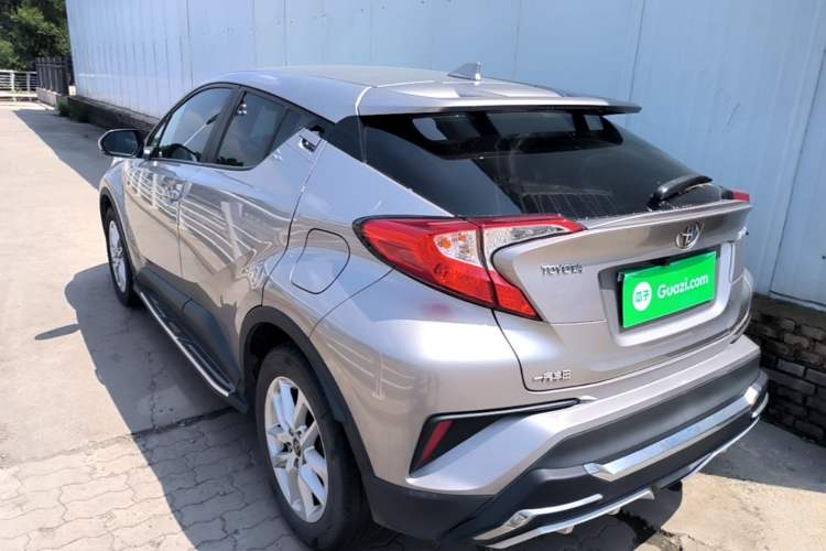 Used Toyota IZOA 2018 2.0L Yidong Version China V Standard Exterior 2