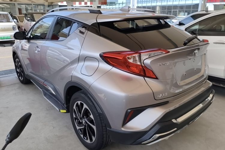 Used Toyota IZOA 2018 2.0L Yichi Version China VI Standard Exterior 2