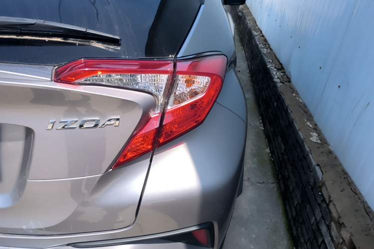 Used Toyota IZOA 2018 2.0L Yidong Version China V Standard Exterior 3