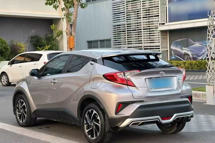 Used Toyota IZOA 2018 2.0L Yichi Edition China V Standard Exterior 3