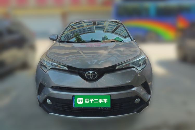 Used Toyota IZOA 2018 2.0L Yichi Version China VI Standard Front