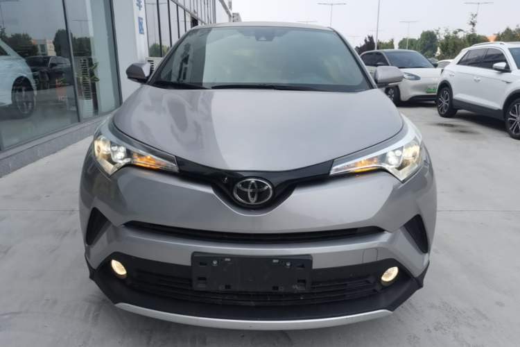 Used Toyota IZOA 2018 2.0L Yichi Edition China V Standard Front