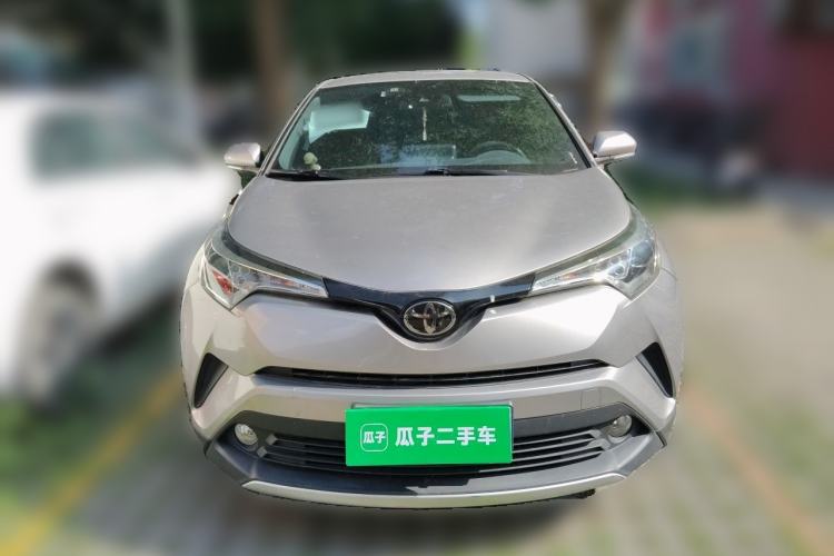 Used Toyota IZOA 2018 2.0L Yichi Version China VI Standard Front
