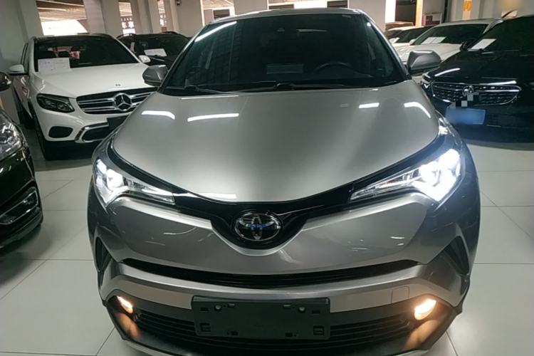 Used Toyota IZOA 2018 2.0L Yichi Edition China V Standard Front