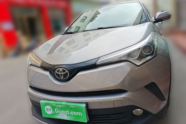 Used Toyota IZOA 2018 2.0L Yichi Version China VI Standard Front