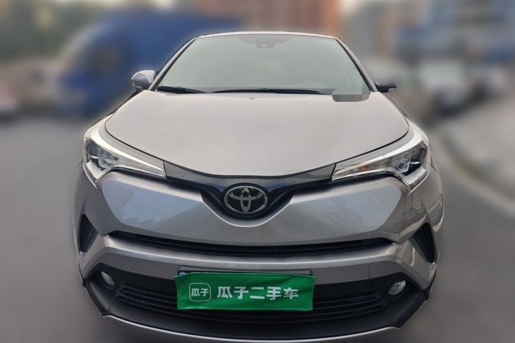 Used Toyota IZOA 2018 2.0L Yichi Version China VI Standard Front