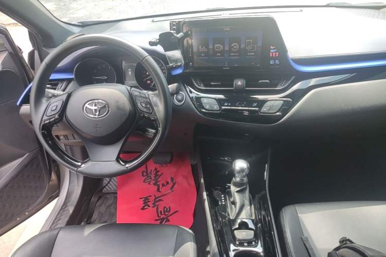 Used Toyota IZOA 2018 2.0L Yichi Edition China V Standard Gear Lever