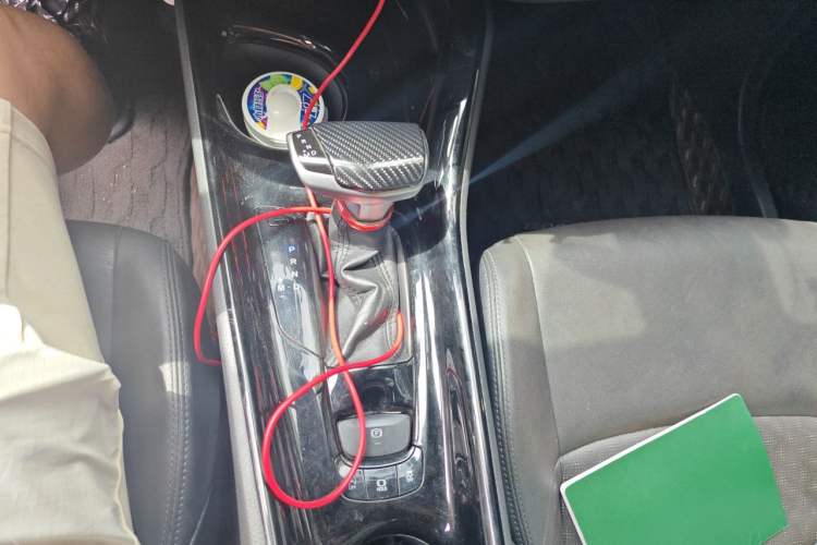 Used Toyota IZOA 2018 2.0L Yichi Edition China V Standard Gear Lever