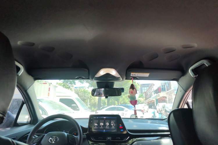 Used Toyota IZOA 2018 2.0L Yidong Edition China VI Headliner