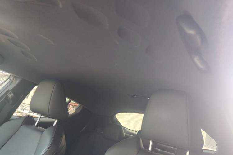 Used Toyota IZOA 2018 2.0L Yichi Edition China V Standard Headliner