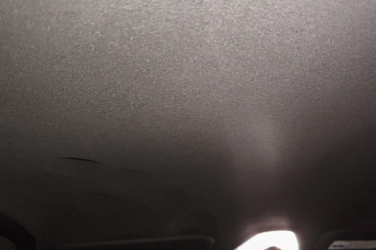 Used Toyota IZOA 2018 2.0L Yichi Edition China V Standard Headliner