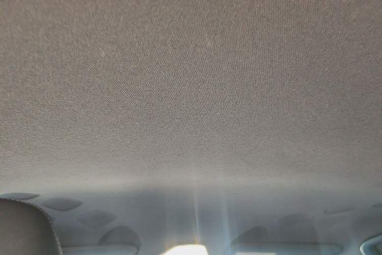 Used Toyota IZOA 2018 2.0L Yichi Version China VI Standard Headliner