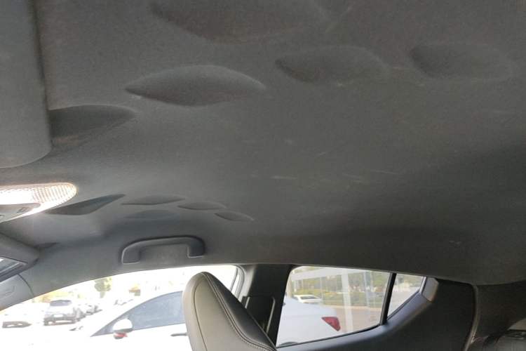 Used Toyota IZOA 2018 2.0L Yichi Edition China V Standard Headliner
