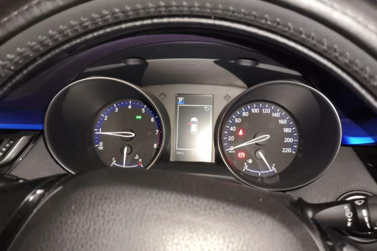 Used Toyota IZOA 2018 2.0L Yichi Edition China V Standard Instrument Cluster